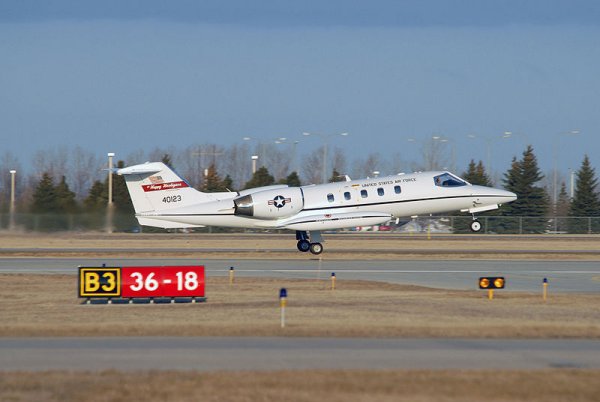 Learjet 35